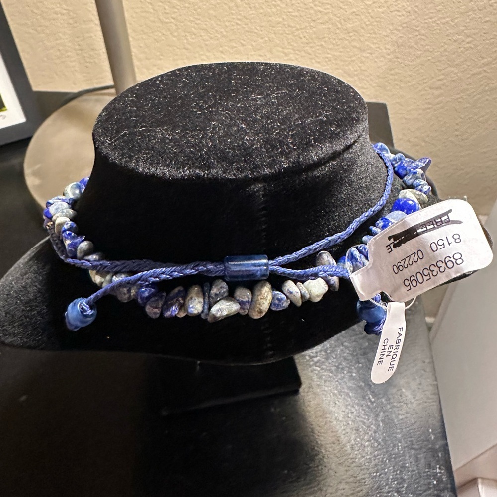 Free People Singl Strand Necklace in Indigo Blue NWT - Picture 5 of 5